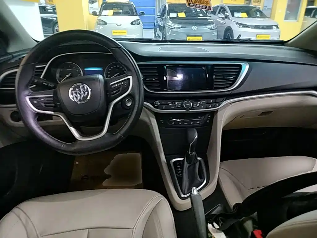 Buick Excelle — миниатюра 14