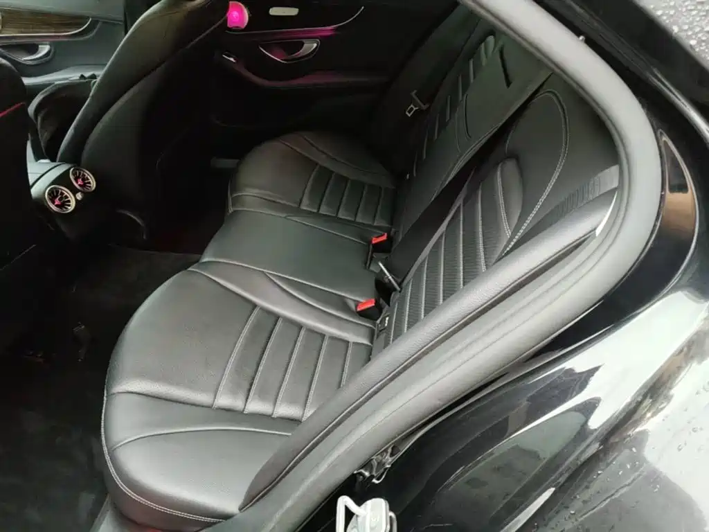 Mercedes-Benz C-Class — миниатюра 17