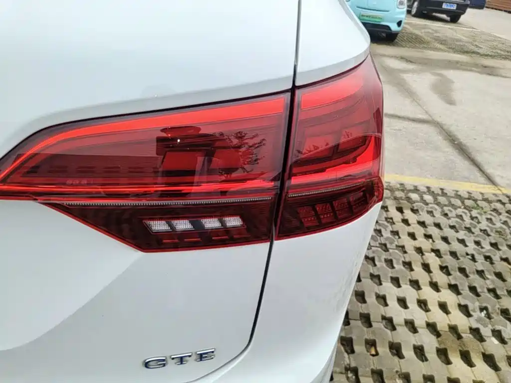 Volkswagen Tayron GTE — миниатюра 8