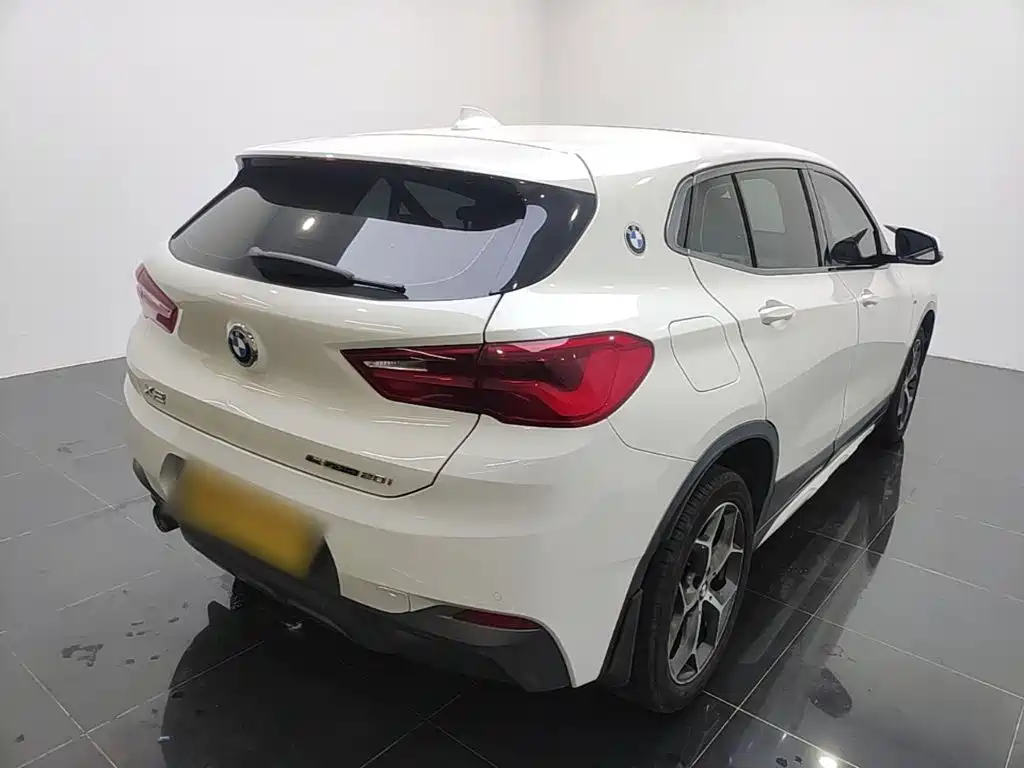 BMW X2 (Import) — миниатюра 7