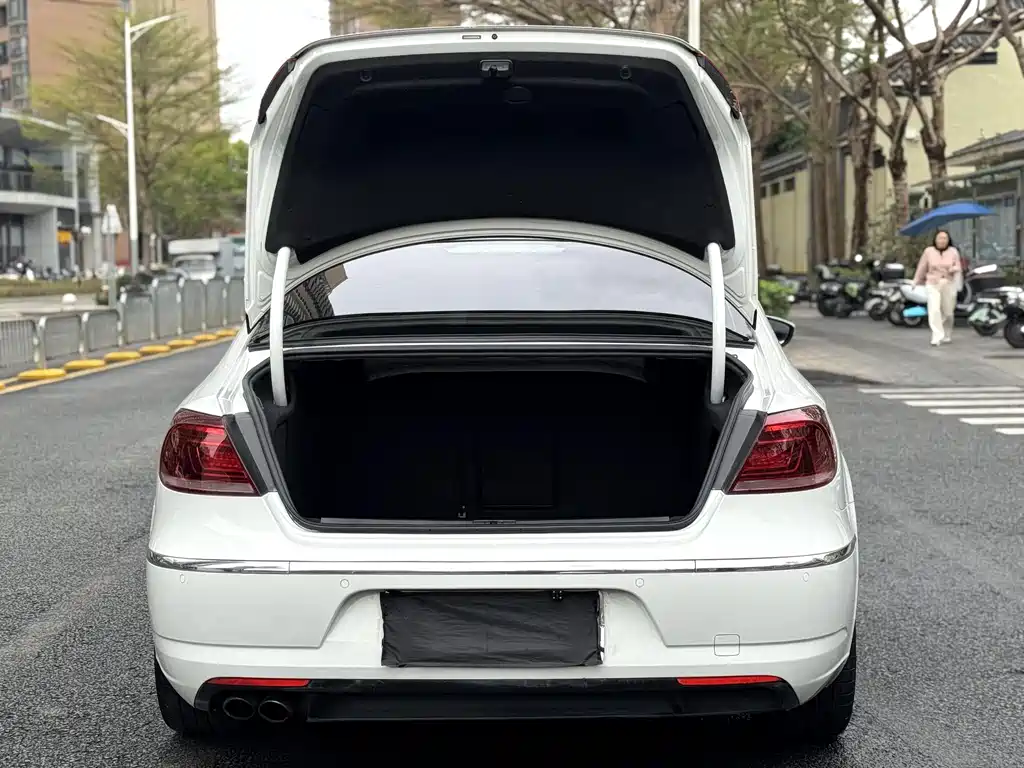 Volkswagen CC — миниатюра 9