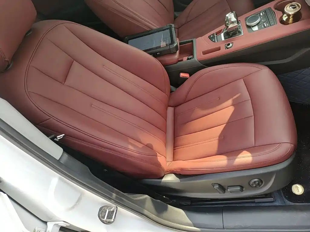 Audi A4L — миниатюра 25