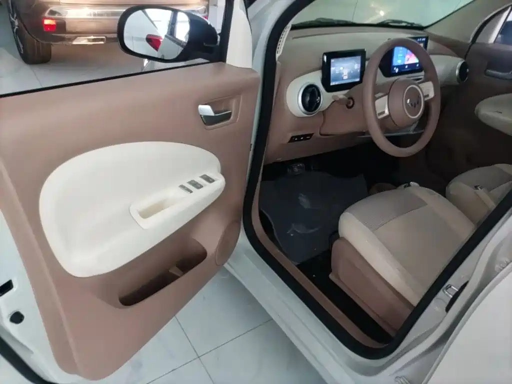 Wuling MINIEV — миниатюра 16