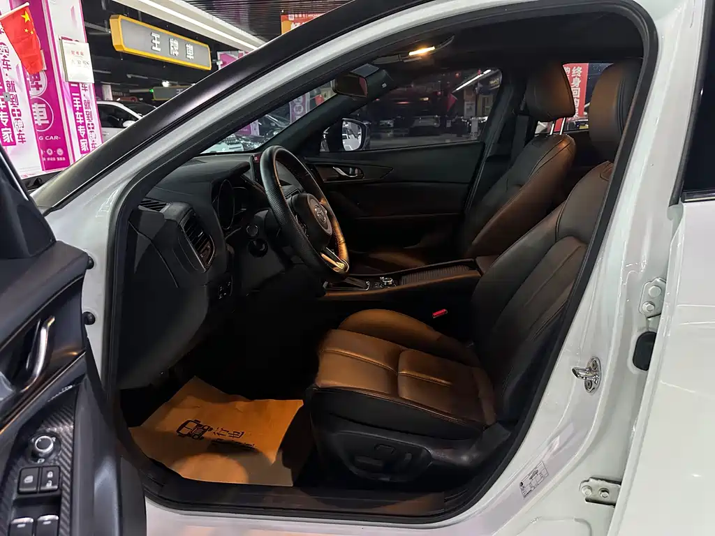 Mazda CX-4 — миниатюра 10