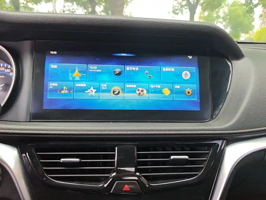 Venucia T90 — миниатюра 13