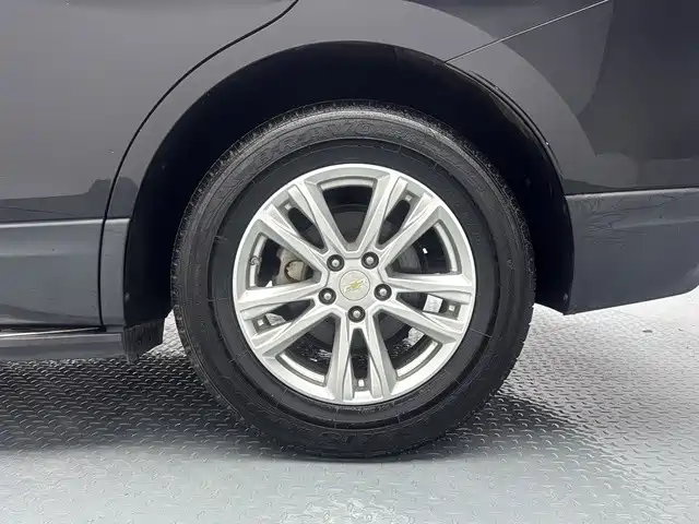 Chevrolet Equinox — миниатюра 17
