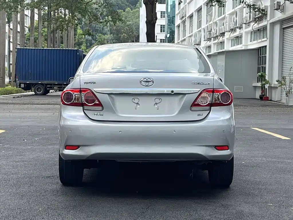 Toyota Corolla — миниатюра 15