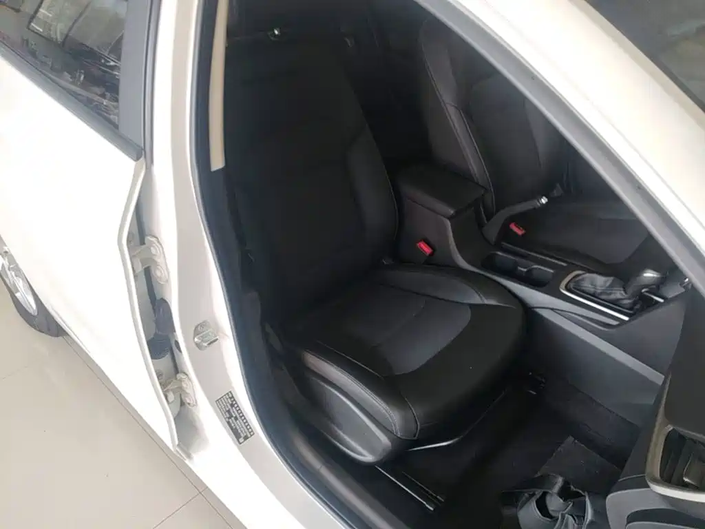 Chevrolet Cavalier — миниатюра 25