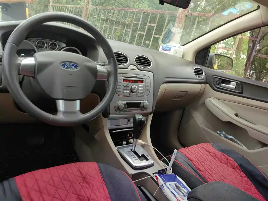 Ford Focus — миниатюра 12