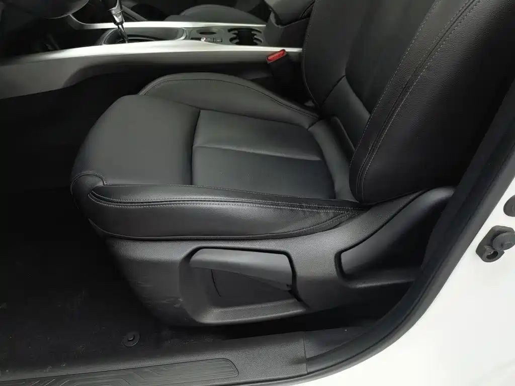Renault Kadjar — миниатюра 20