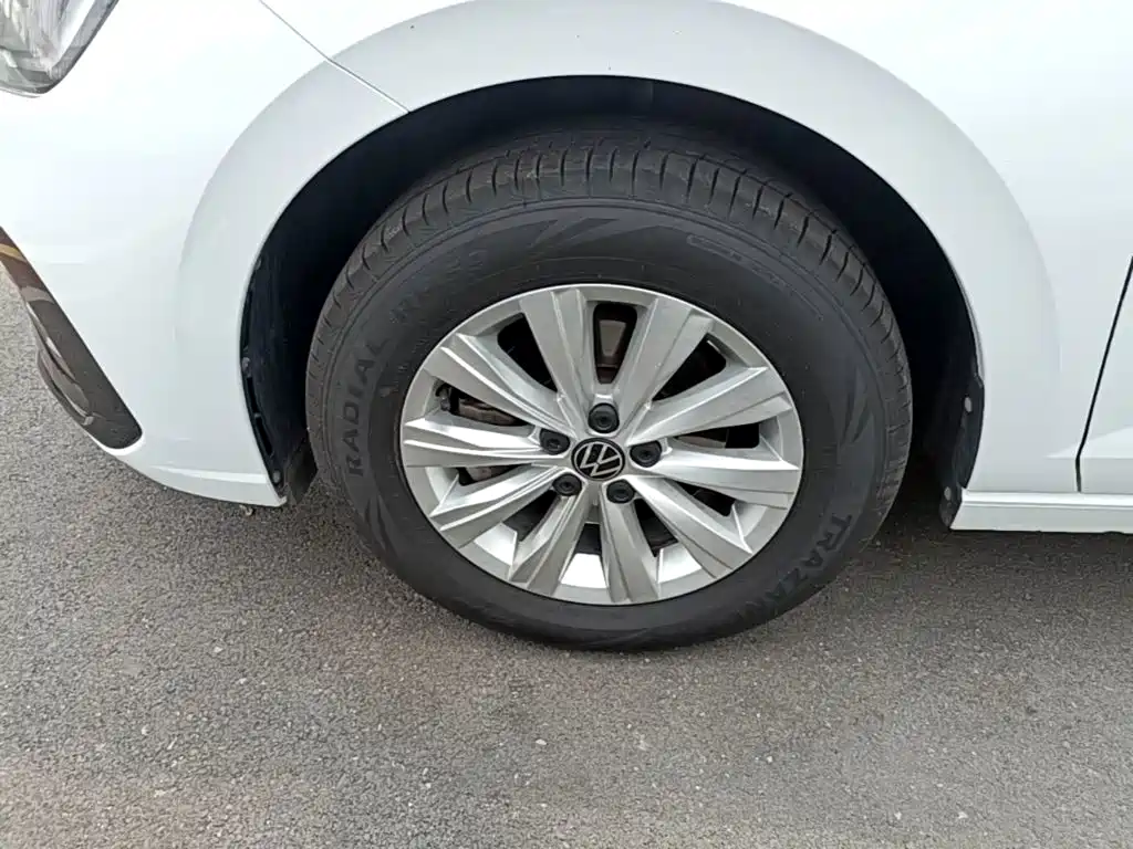 Volkswagen Lavida — миниатюра 23