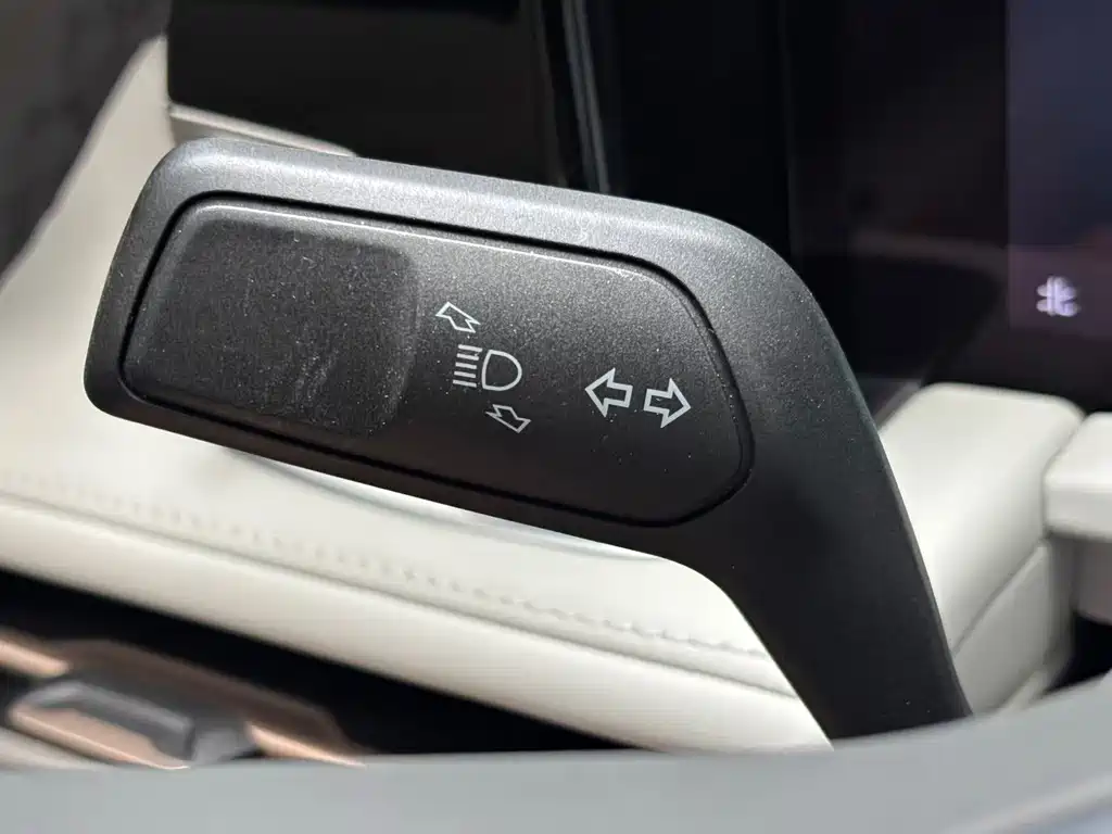Ford Edge — миниатюра 16