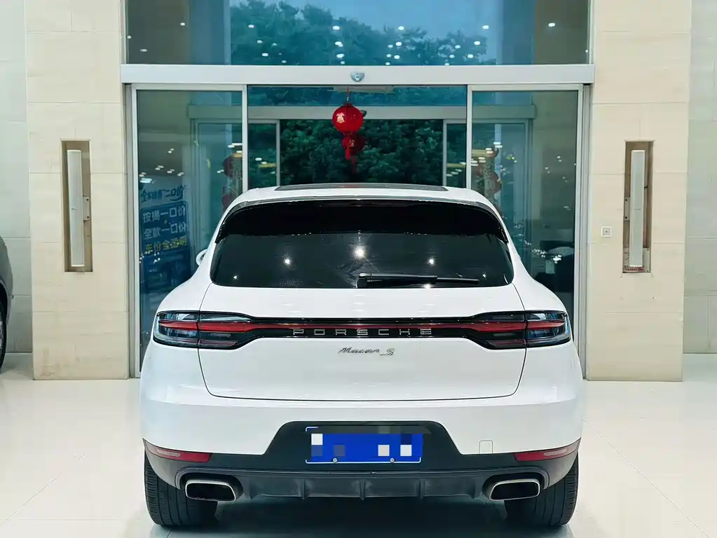 Porsche Macan — миниатюра 8