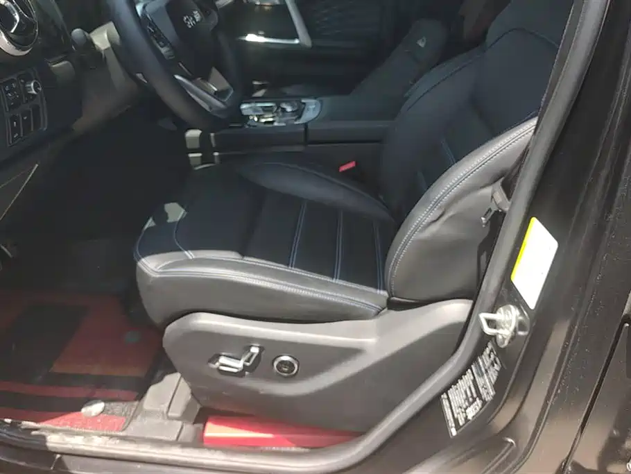 BAIC BJ40 2023 2.0D AT