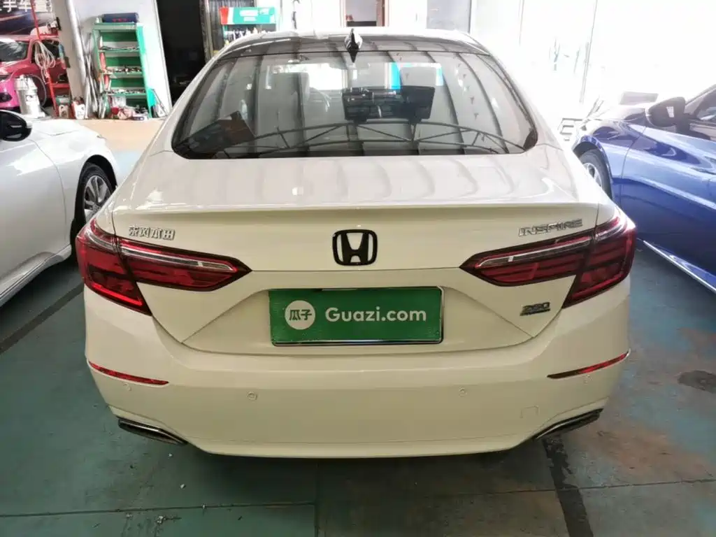 Honda Inspire — миниатюра 6