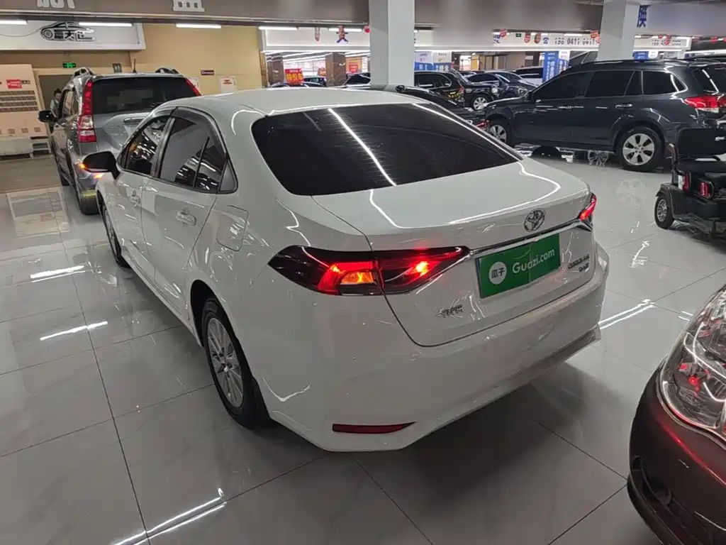Toyota Corolla — миниатюра 5