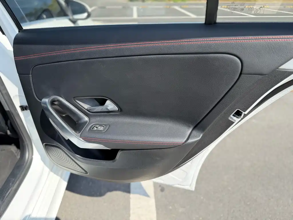 Mercedes-Benz A-Class — миниатюра 21