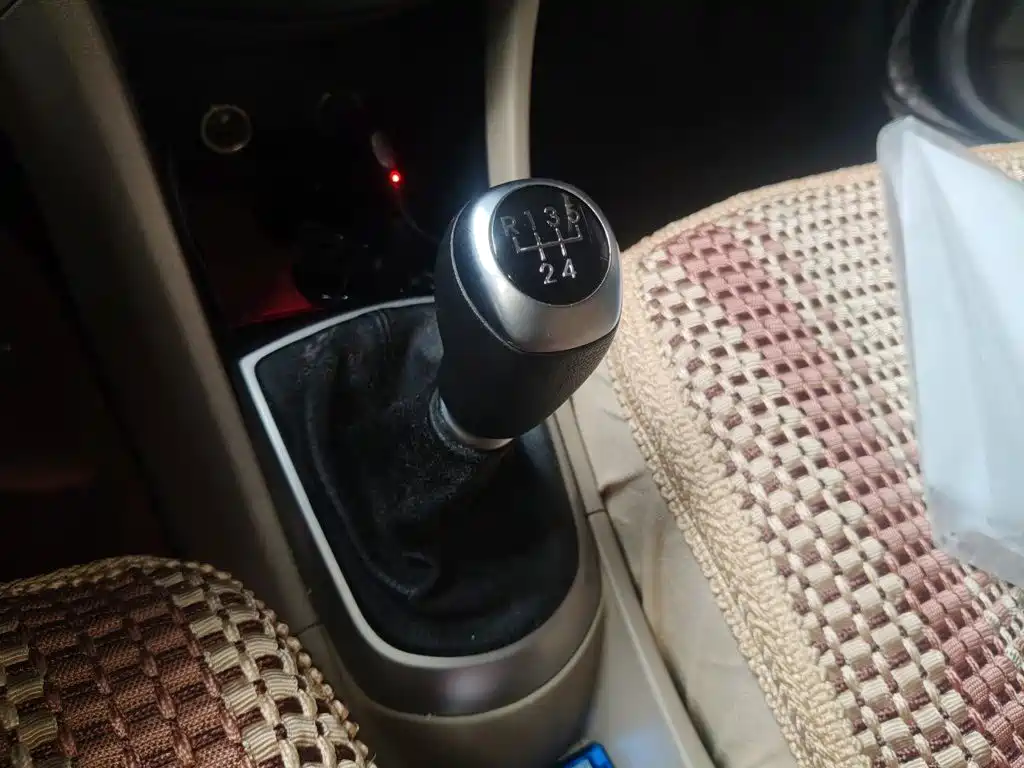 Hyundai Verna — миниатюра 10