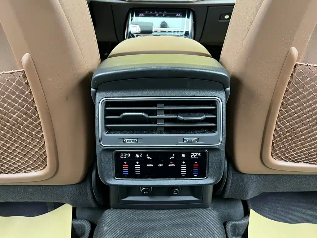Audi Q7 — миниатюра 45