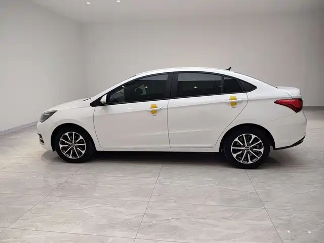 Chery Arrizo 5 — миниатюра 3