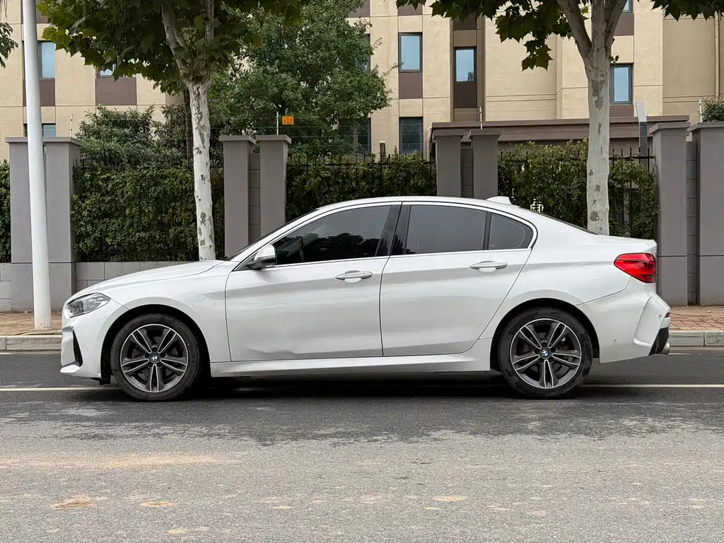 BMW 1 Series — миниатюра 4
