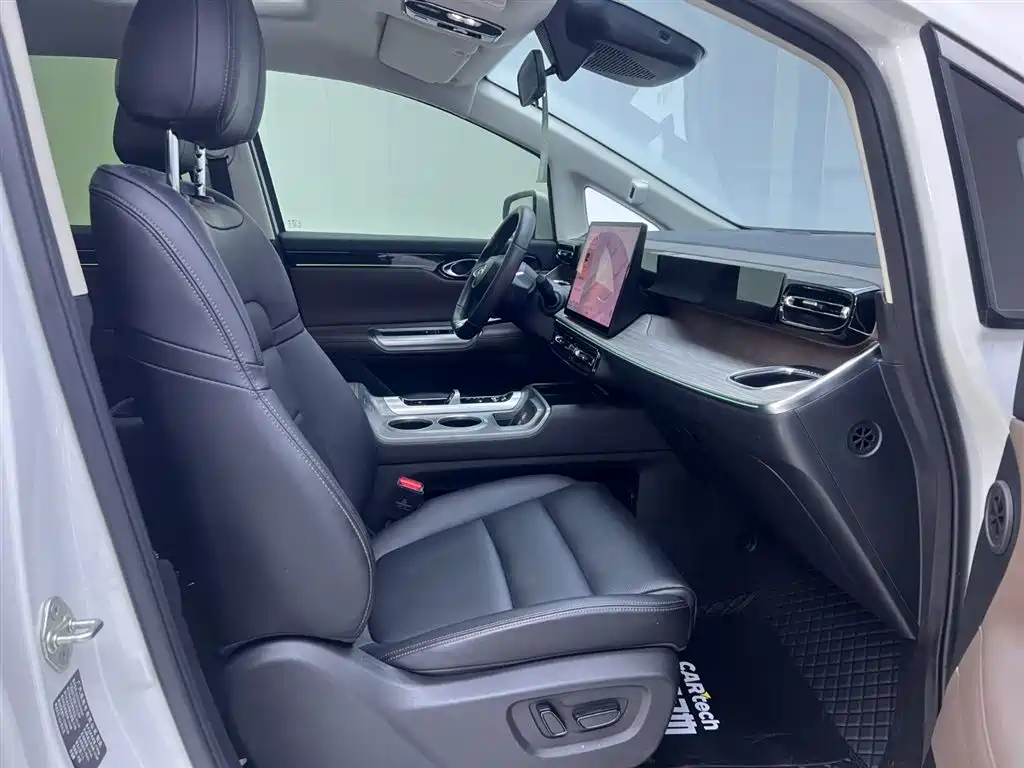 GAC TRUMPCHI E8 NEW ENERGY