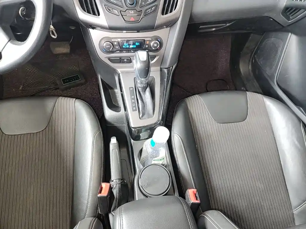 Ford Focus — миниатюра 14