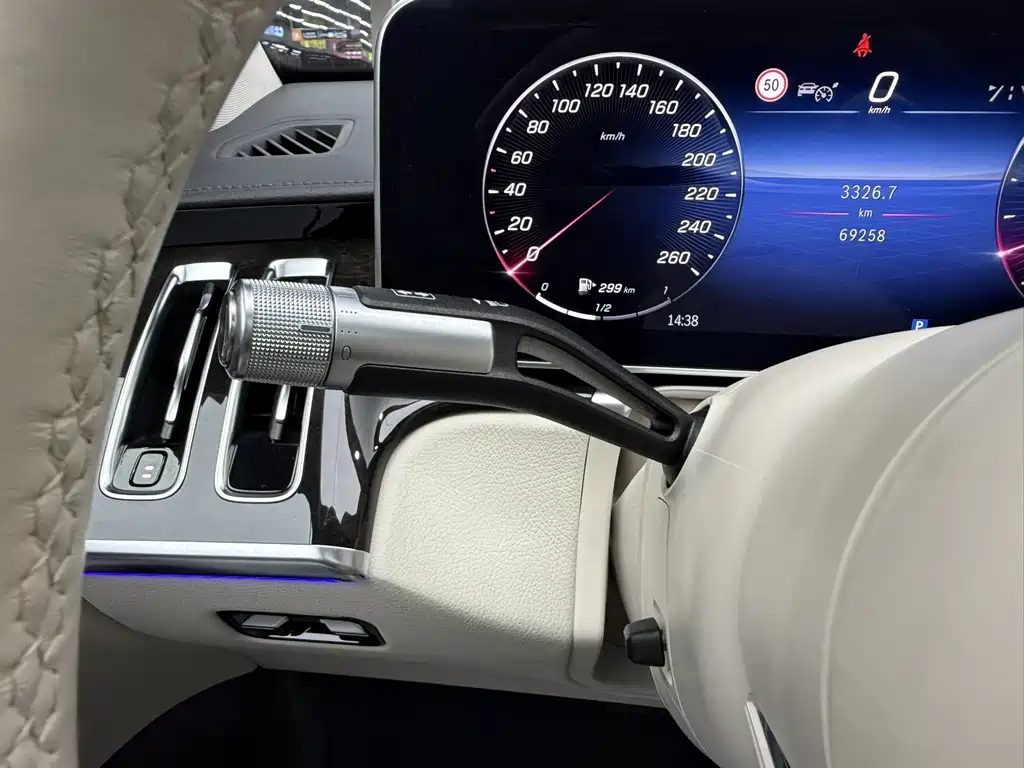 Mercedes-Benz S-Class — миниатюра 19