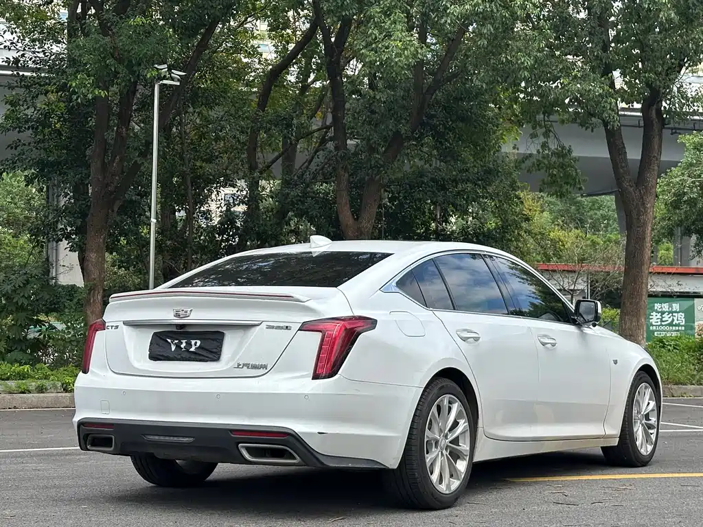 Cadillac CT5 — миниатюра 7