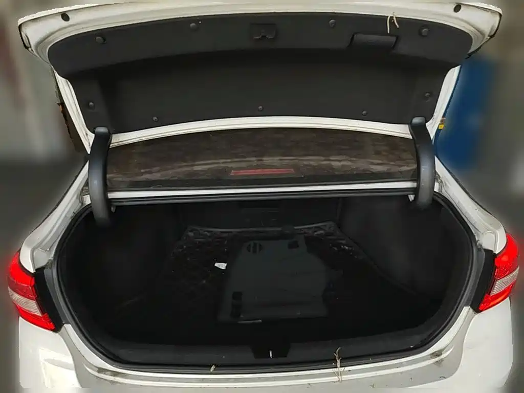 Hyundai Sonata — миниатюра 24