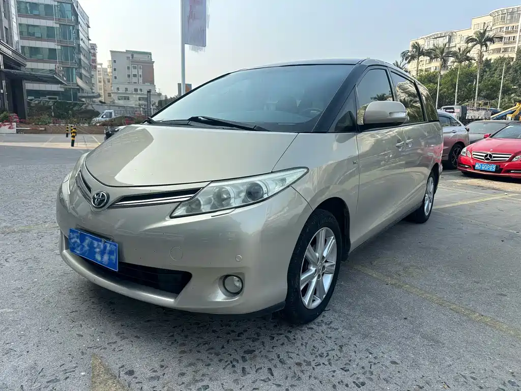 Toyota Previa 2011