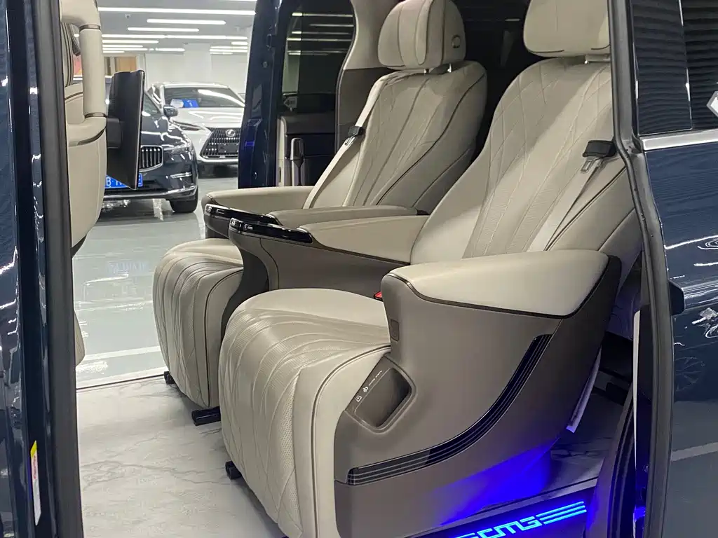 Denza Denza D9 — миниатюра 14