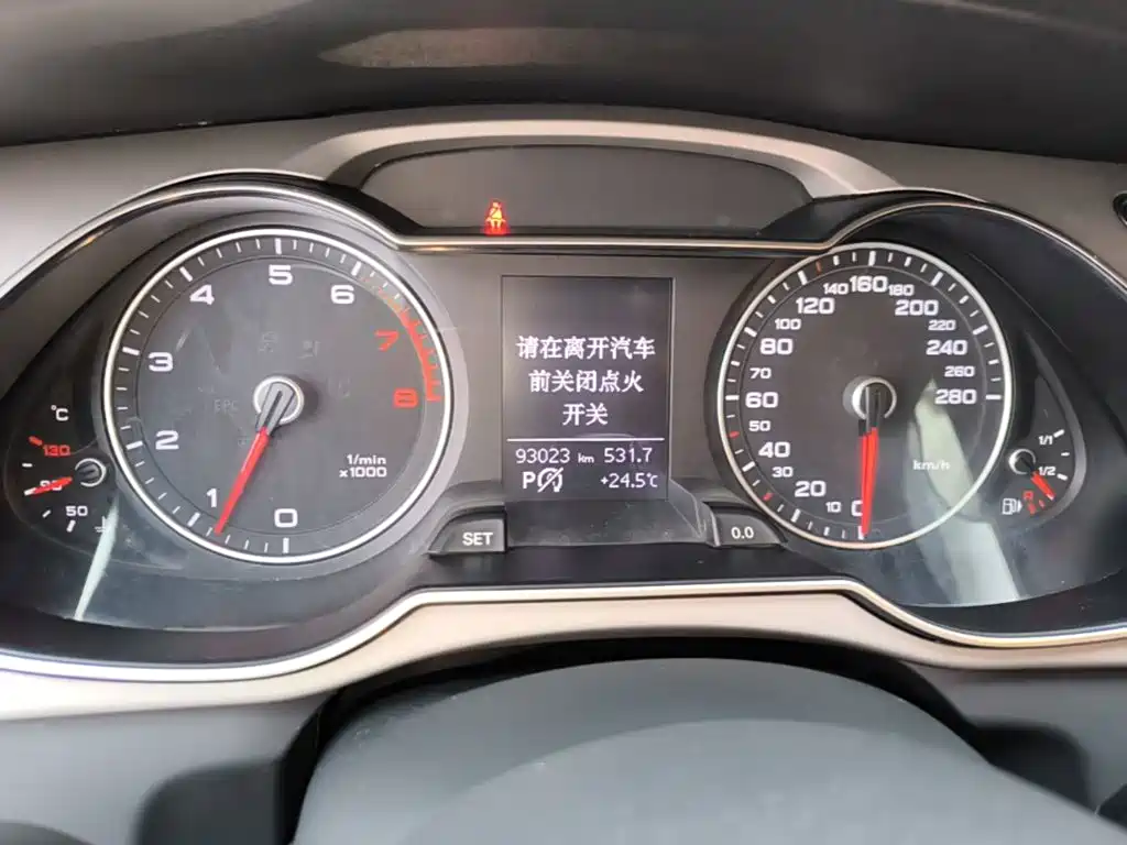 Audi A4L — миниатюра 12