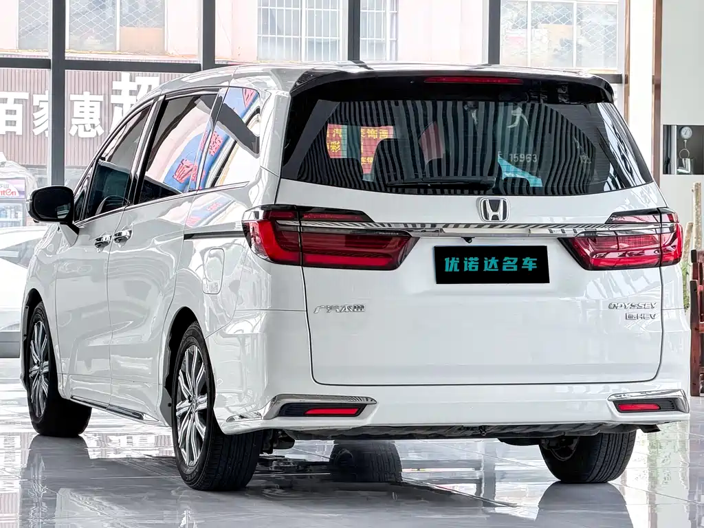 Honda Odyssey 2022 2.0L e:HEV Smart