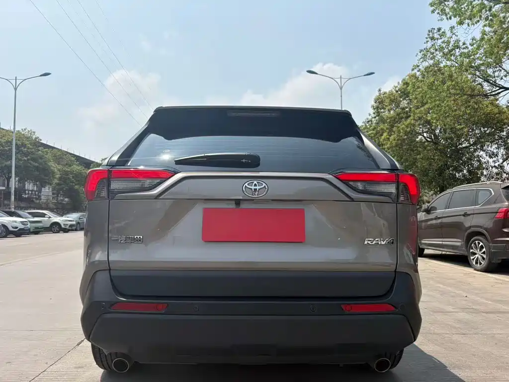 Toyota RAV4 2022 2.0L CVT