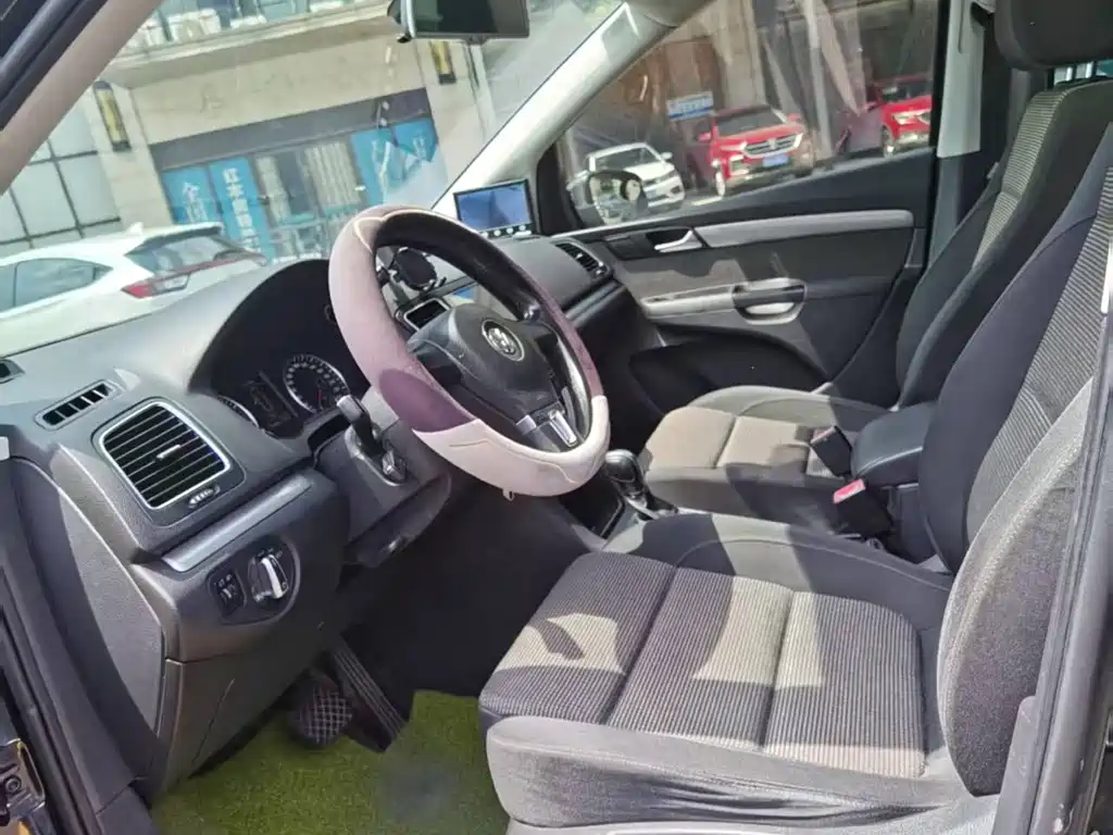 Volkswagen Sharan — миниатюра 8