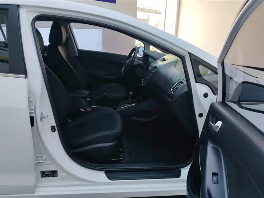 Kia K3 2016 1.6L AT GLS
