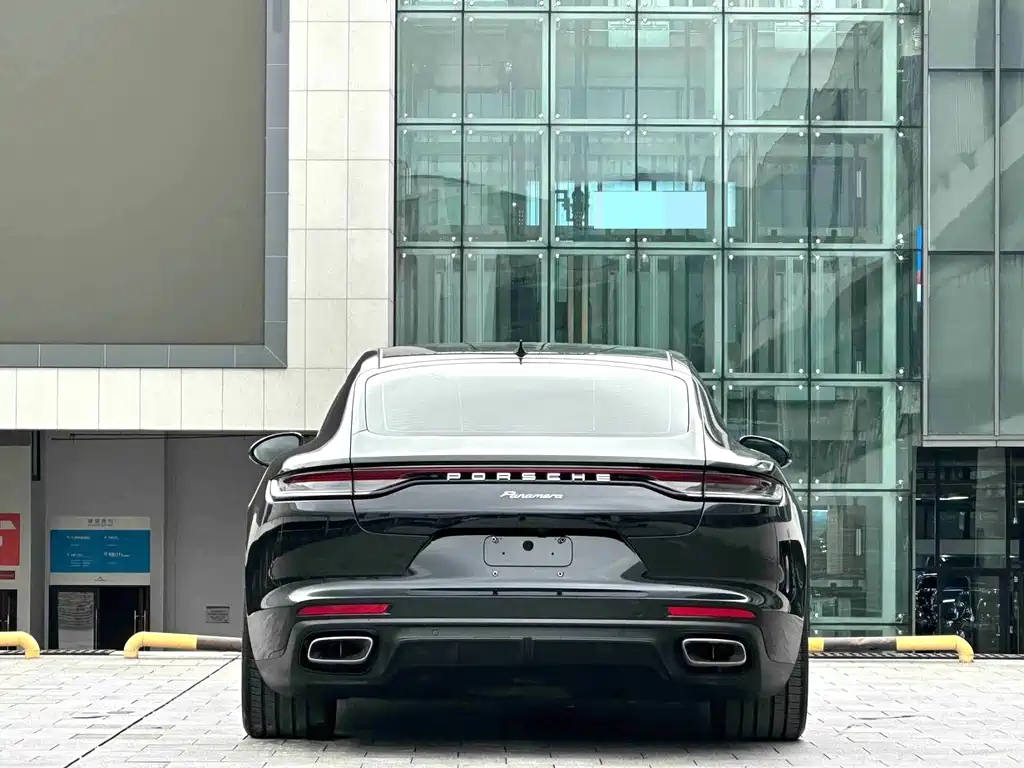 Porsche Panamera — миниатюра 12