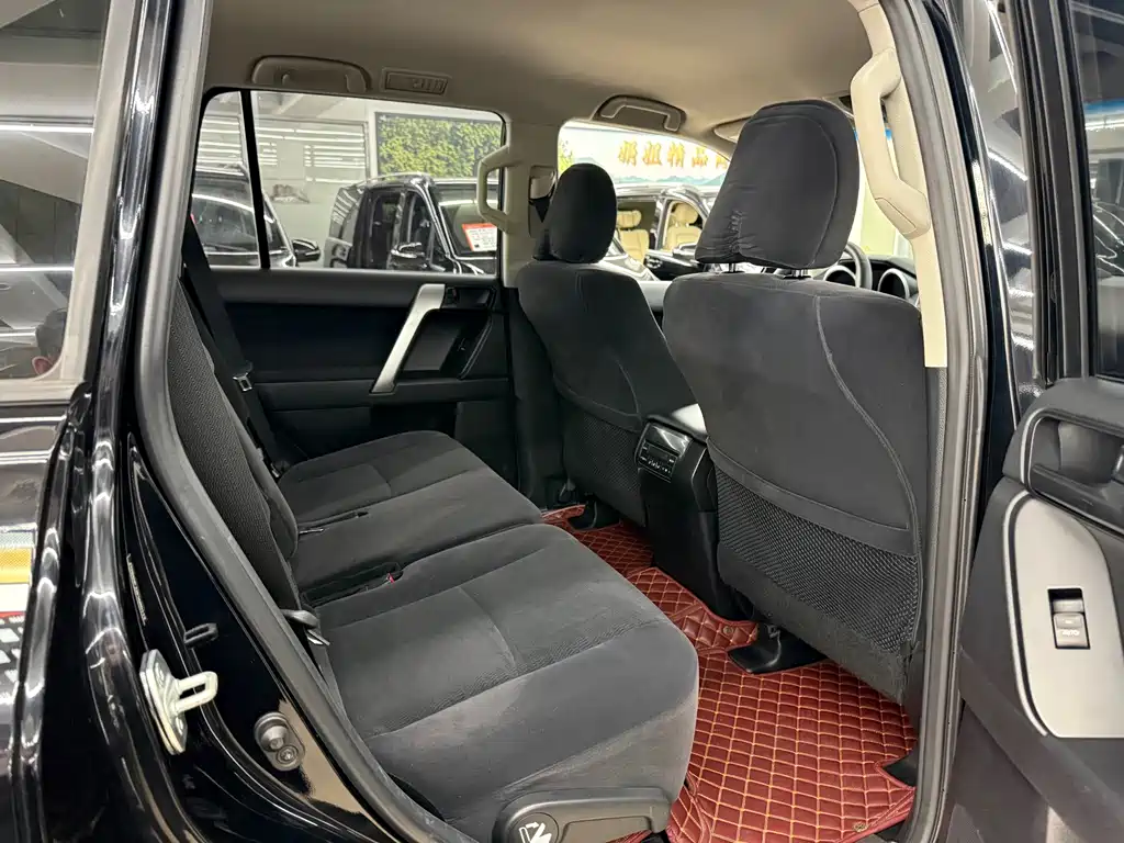 Toyota Prado (Import) — миниатюра 5