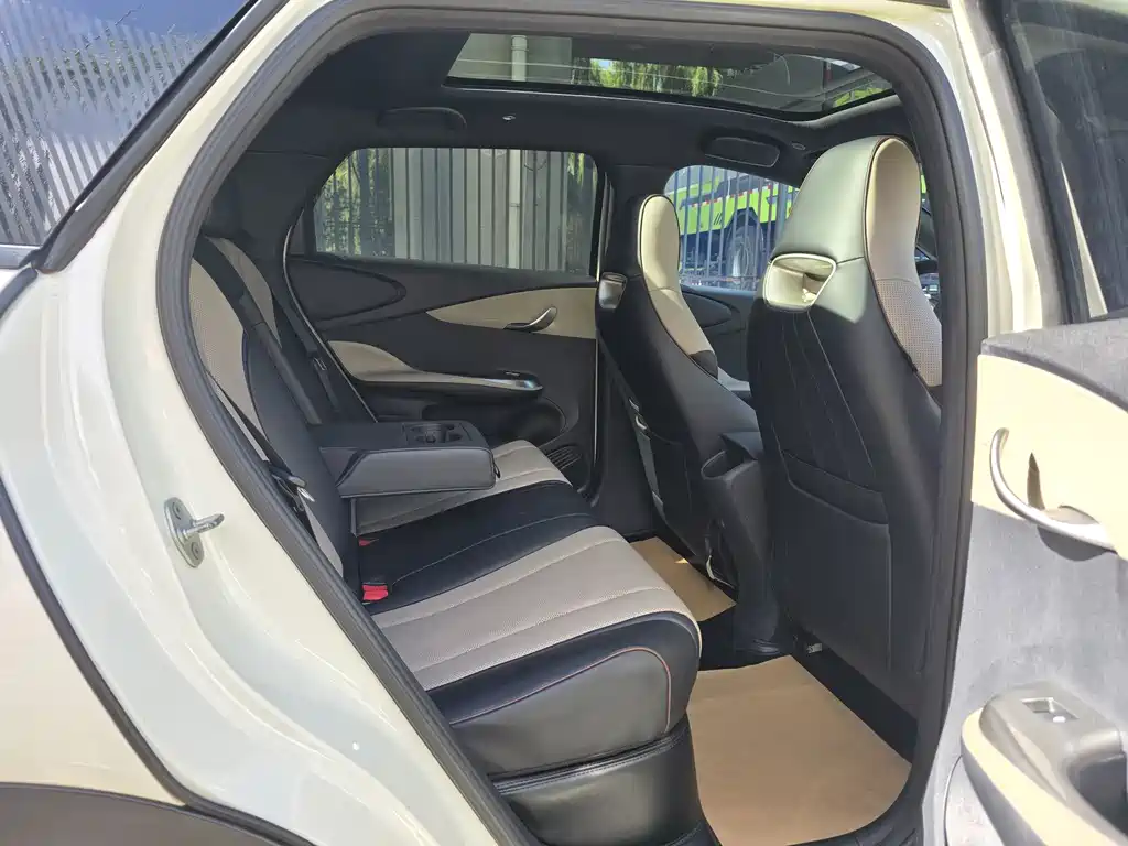 BYD Dolphin — миниатюра 11