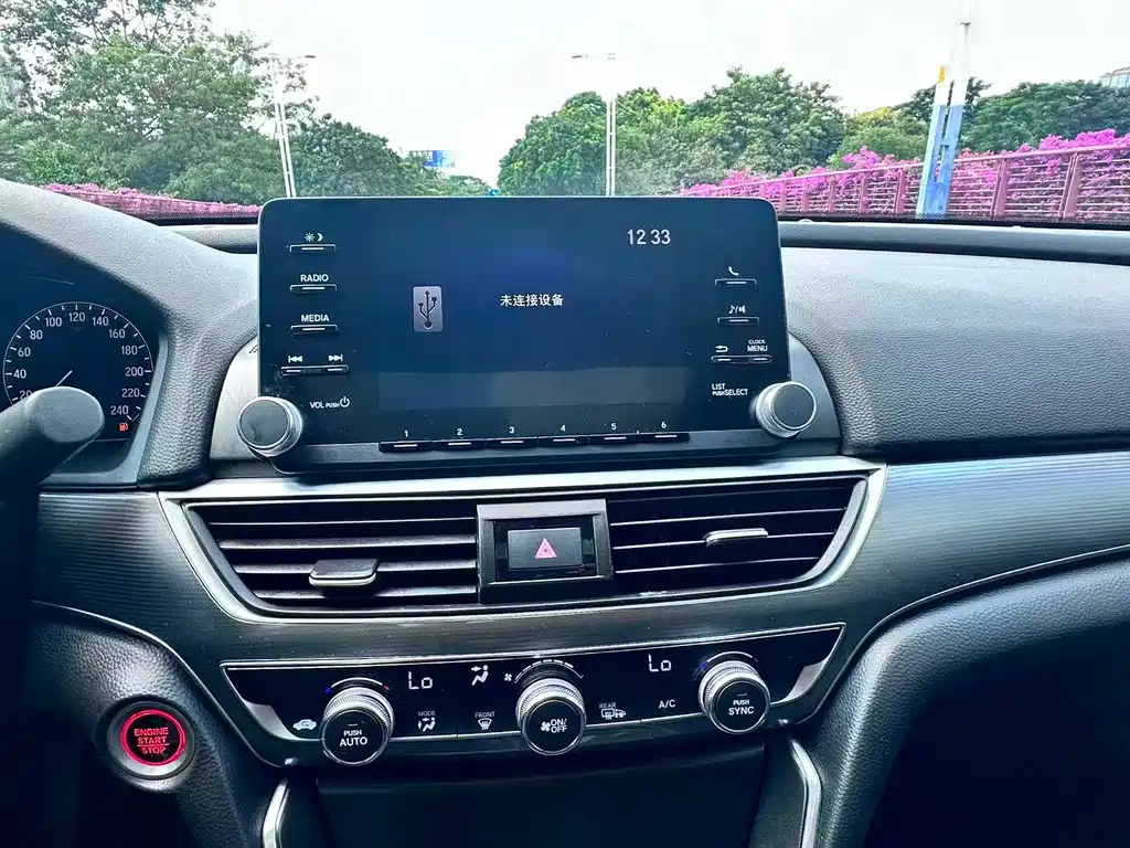 Honda Accord — миниатюра 14