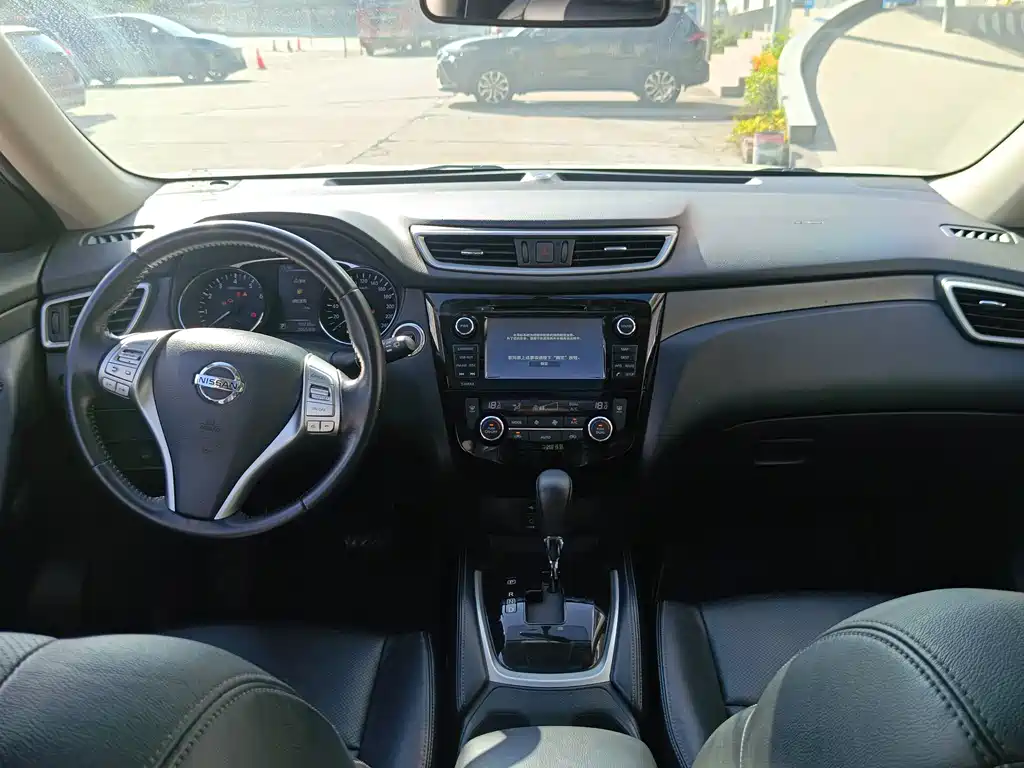 Nissan X-Trail — миниатюра 2