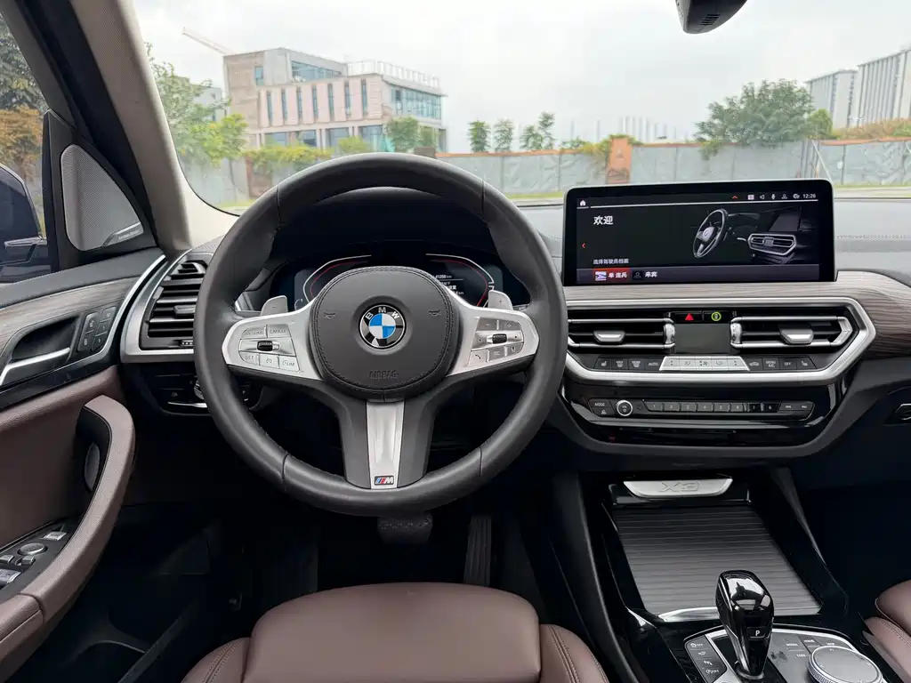 BMW X3 — миниатюра 9