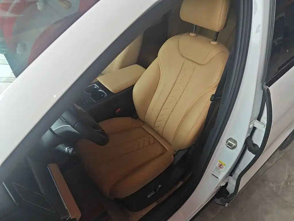 BYD L DM-i — миниатюра 15