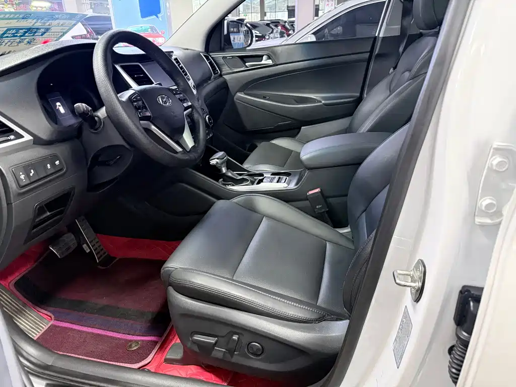 Hyundai Tucson — миниатюра 8