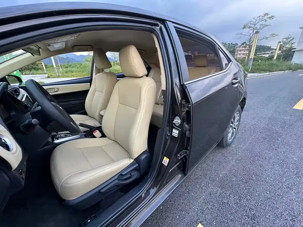 Toyota Corolla — миниатюра 10