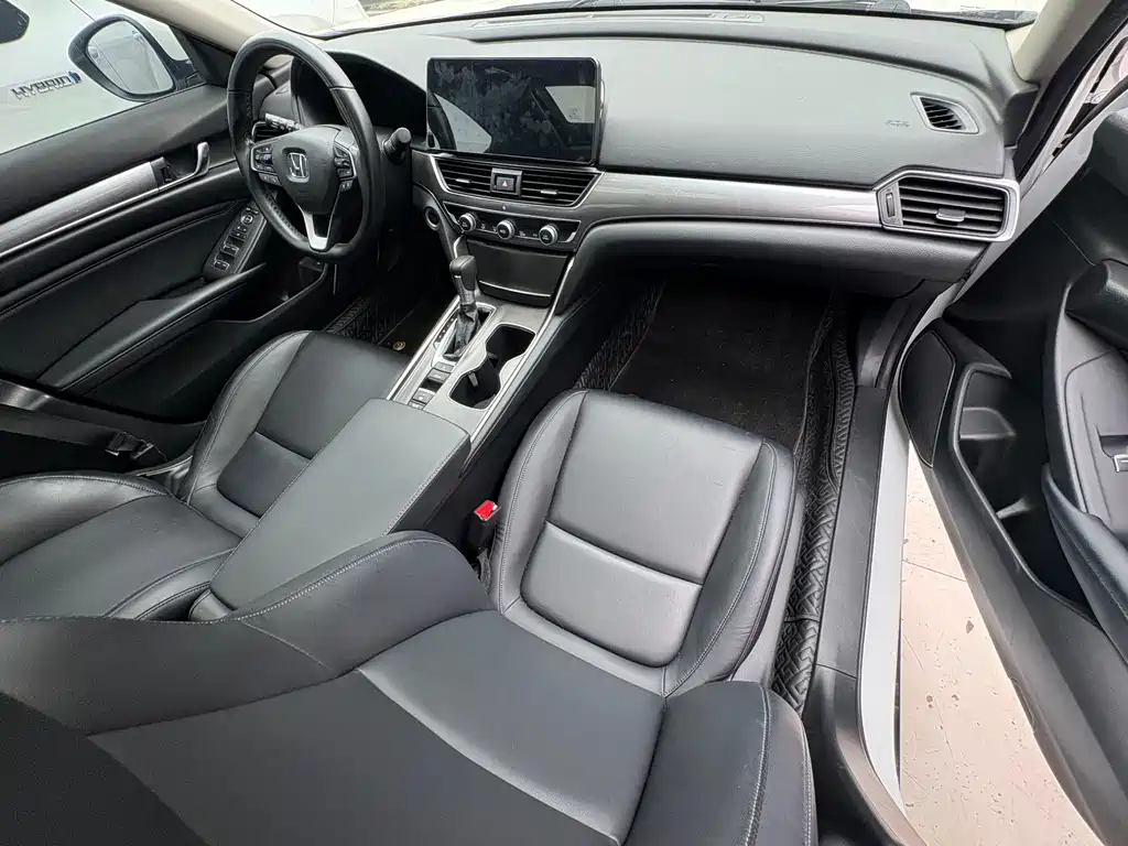 Honda Accord — миниатюра 15