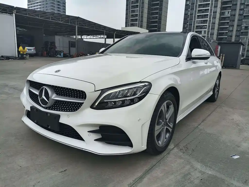 Mercedes-Benz C-Class 2020