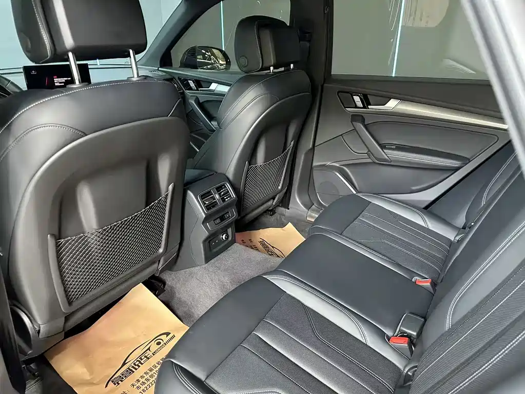 Audi Q5L — миниатюра 10