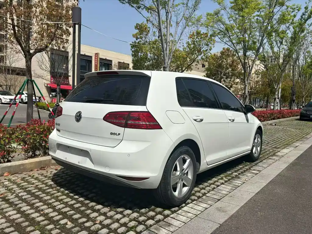 Volkswagen Golf — миниатюра 7